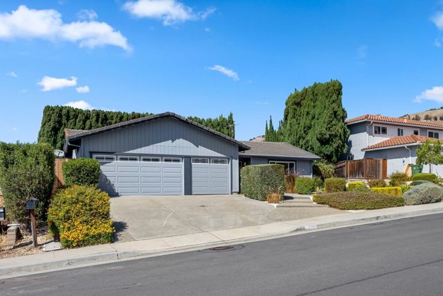 3653 Slopeview Drive, San Jose, CA 95148