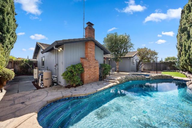 3653 Slopeview Drive, San Jose, CA 95148