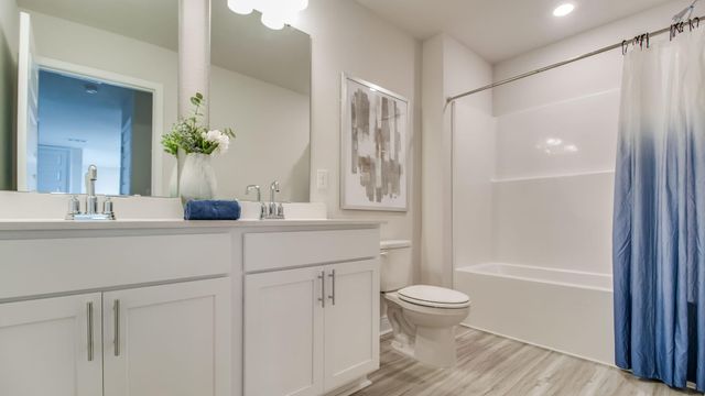 8717 Bluebell Street, Milton, FL 32583