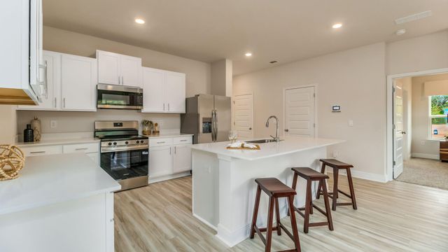 8717 Bluebell Street, Milton, FL 32583