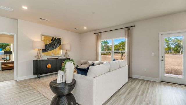 8717 Bluebell Street, Milton, FL 32583
