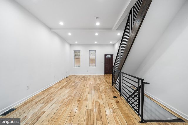 4047 GREEN ST, Philadelphia, PA 19104