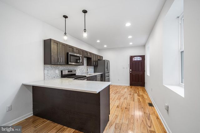 4047 GREEN ST, Philadelphia, PA 19104