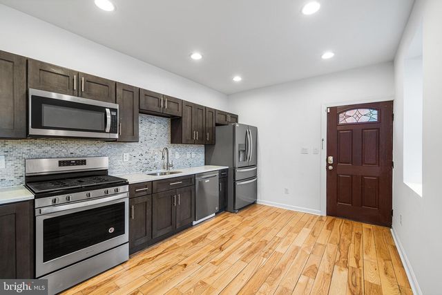 4047 GREEN ST, Philadelphia, PA 19104