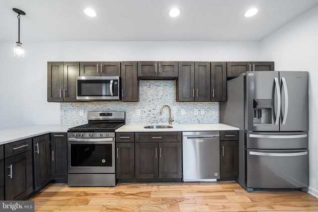 4047 GREEN ST, Philadelphia, PA 19104