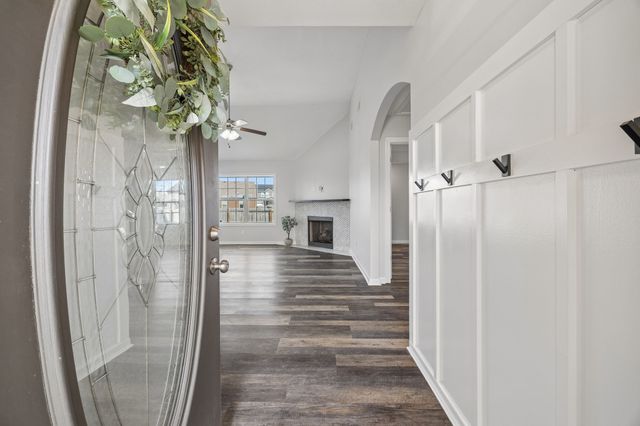 236 Azalea Dr, Oak Grove, KY 42262