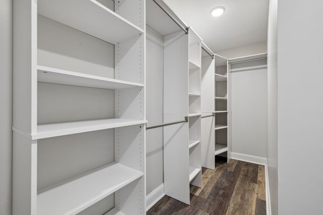 236 Azalea Dr, Oak Grove, KY 42262