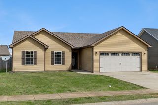236 Azalea Dr, Oak Grove, KY 42262