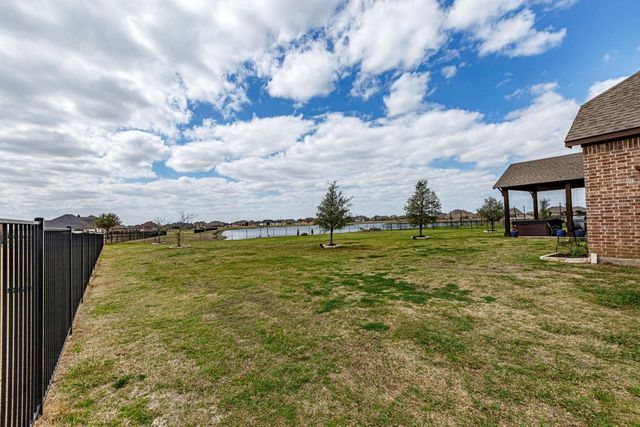2115 Hodges Lake Drive, Rockwall, TX 75032