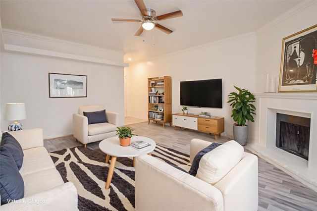 9707 Richmond Avenue 109, Houston, TX 77042