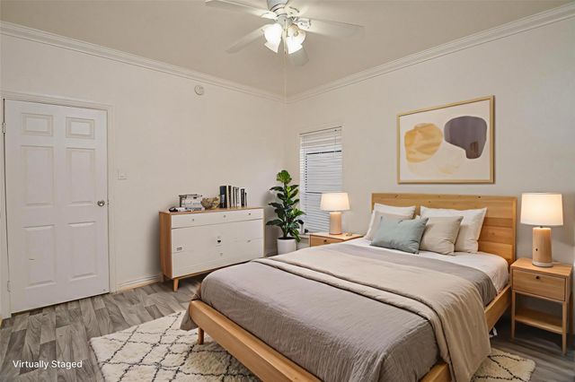9707 Richmond Avenue 109, Houston, TX 77042