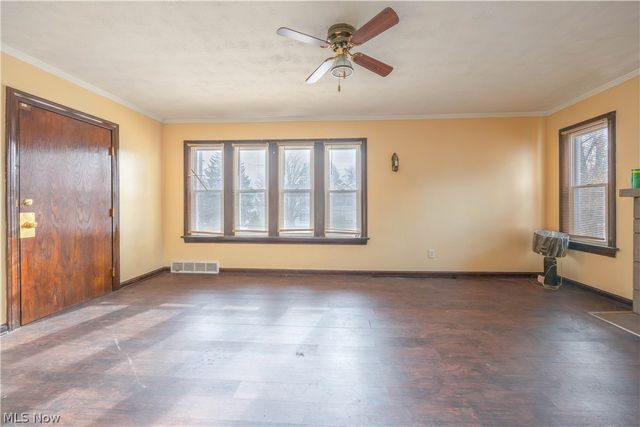 21051 S Lake Shore Boulevard, Euclid, OH 44123