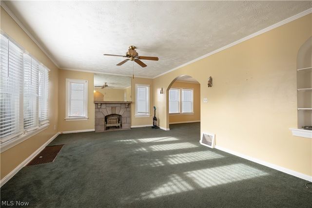 21051 S Lake Shore Boulevard, Euclid, OH 44123