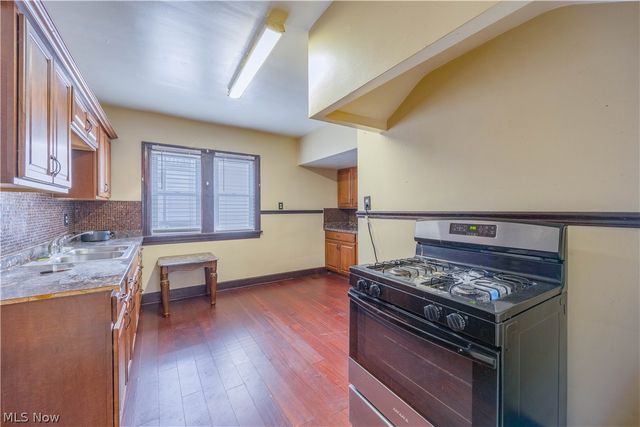 21051 S Lake Shore Boulevard, Euclid, OH 44123