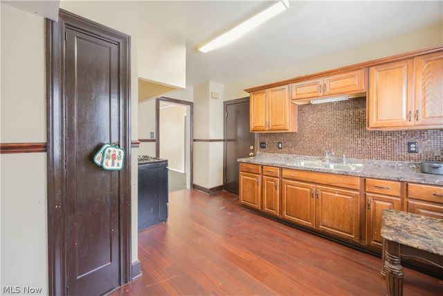 21051 S Lake Shore Boulevard, Euclid, OH 44123