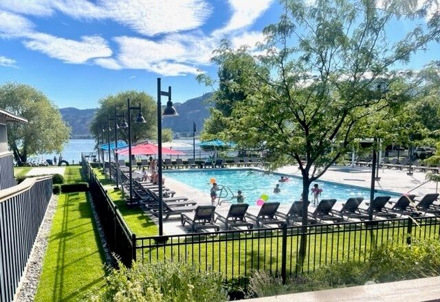 211 Village Way, Oroville, WA 98844