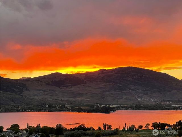 211 Village Way, Oroville, WA 98844