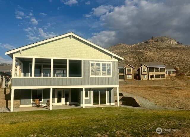 211 Village Way, Oroville, WA 98844