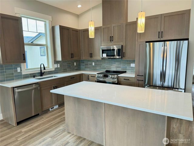 211 Village Way, Oroville, WA 98844