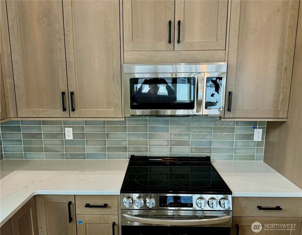 211 Village Way, Oroville, WA 98844