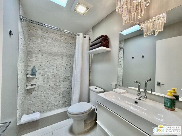 306 Desert Lakes Drive, Palm Springs, CA 92264