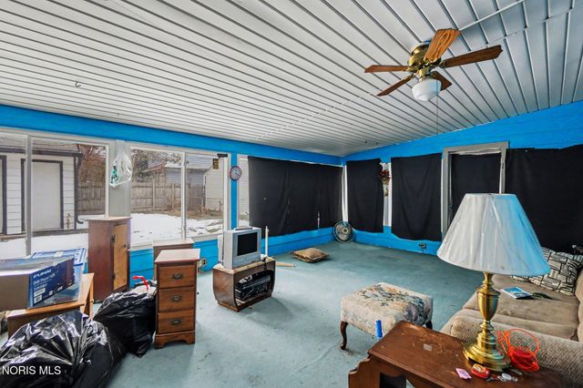 3718 Mapleway Drive, Toledo, OH 43614