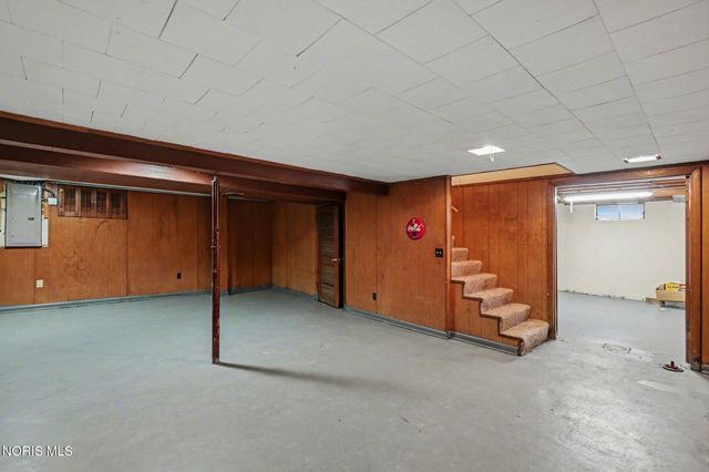 3718 Mapleway Drive, Toledo, OH 43614