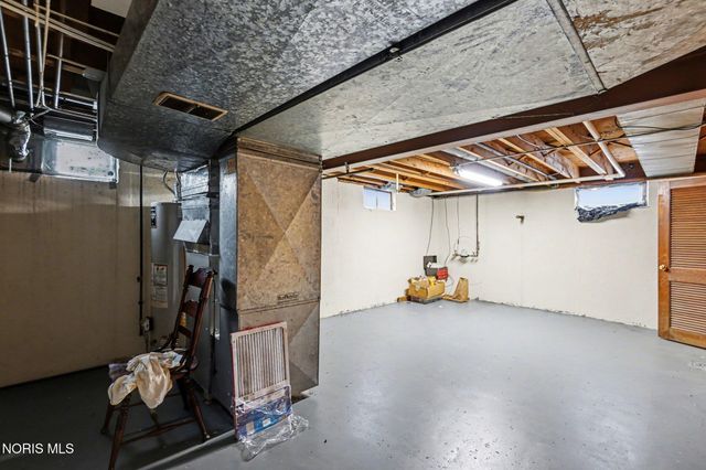 3718 Mapleway Drive, Toledo, OH 43614