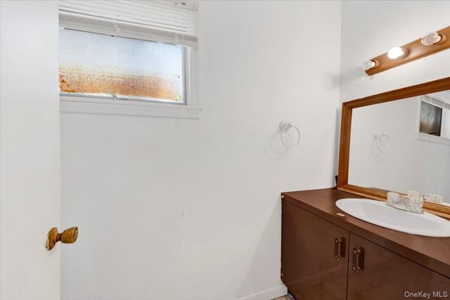 431 Irving Avenue, Port Chester, NY 10573