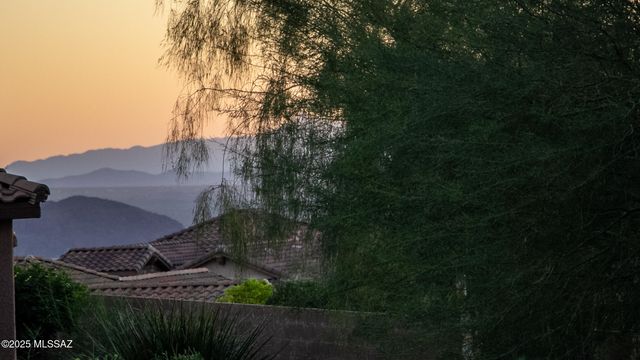 6649 W Tuckup Trail, Marana, AZ 85658