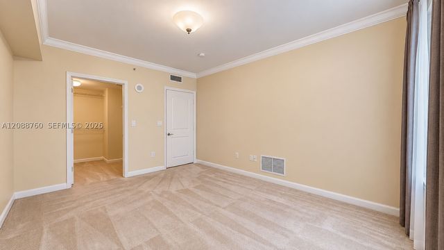 7350 SW 89th St 716S, Miami, FL 33156