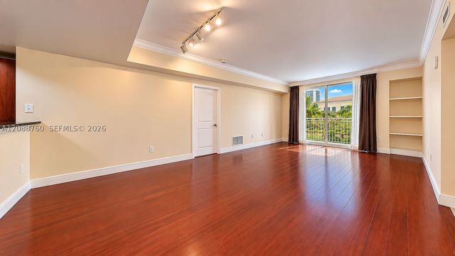 7350 SW 89th St 716S, Miami, FL 33156