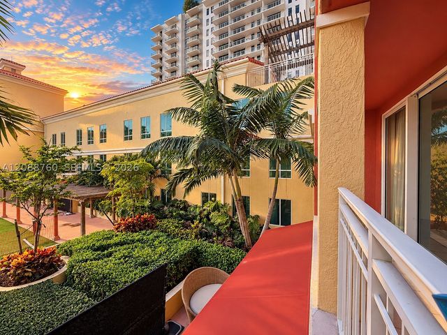 7350 SW 89th St 716S, Miami, FL 33156