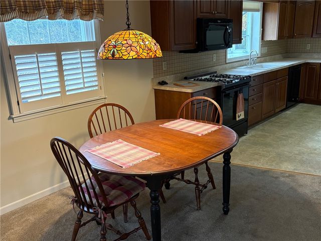 1010 Strong Road, Victor, NY 14564