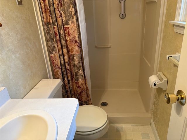 1010 Strong Road, Victor, NY 14564