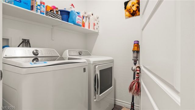 7232 North Decatur Boulevard 1, Las Vegas, NV 89131