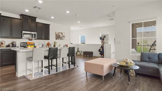 7232 North Decatur Boulevard 1, Las Vegas, NV 89131