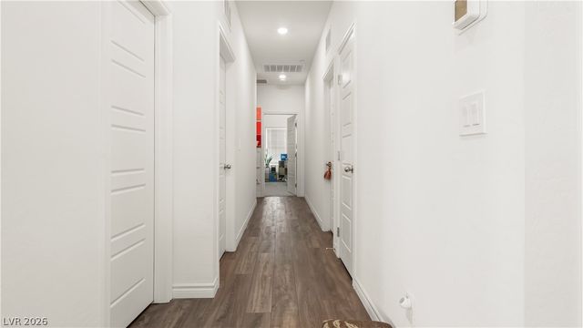 7232 North Decatur Boulevard 1, Las Vegas, NV 89131