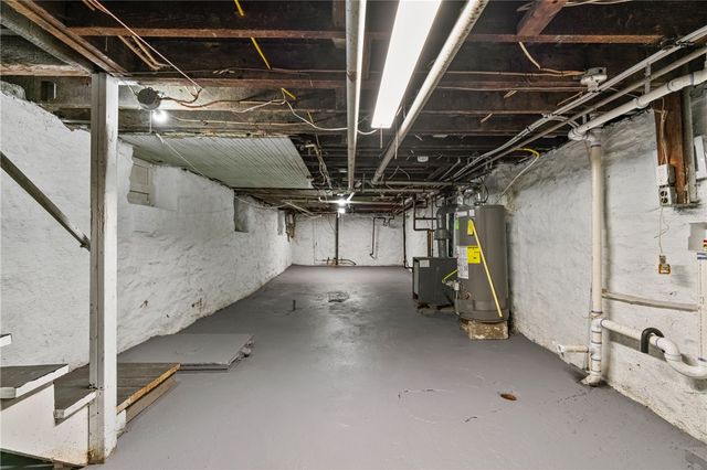 310 5th Ave, Rankin, PA 15104