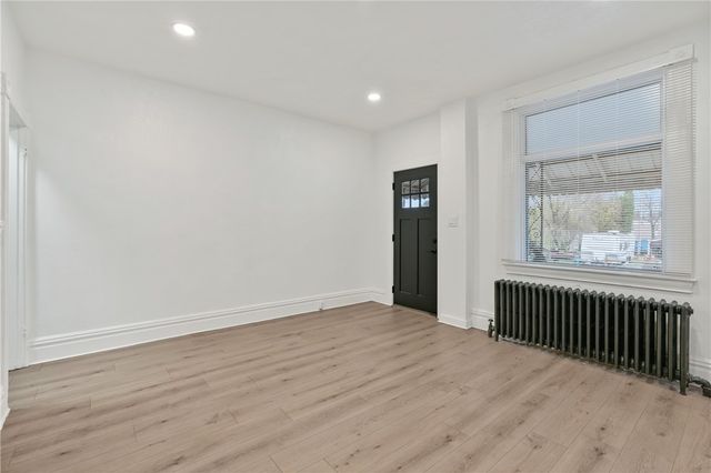 310 5th Ave, Rankin, PA 15104