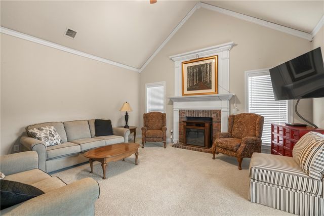 2908 Cortney Circle, Siloam Springs, AR 72761