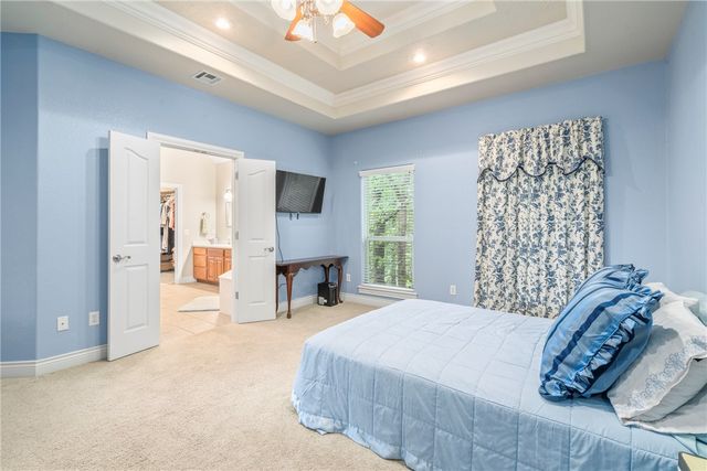 2908 Cortney Circle, Siloam Springs, AR 72761