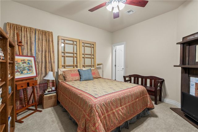 2908 Cortney Circle, Siloam Springs, AR 72761