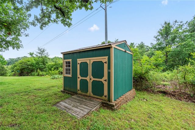 2908 Cortney Circle, Siloam Springs, AR 72761