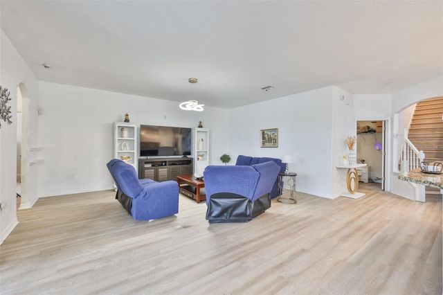 10039 SMARTY JONES DRIVE, Ruskin, FL 33573