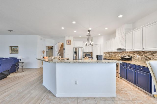 10039 SMARTY JONES DRIVE, Ruskin, FL 33573