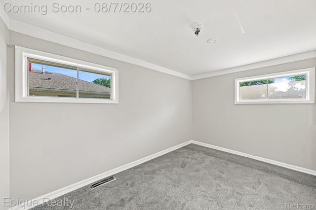 14589 Helen Street, Southgate, MI 48195