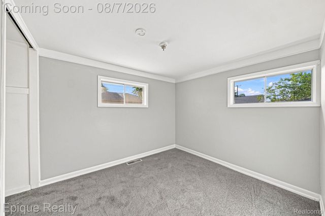 14589 Helen Street, Southgate, MI 48195