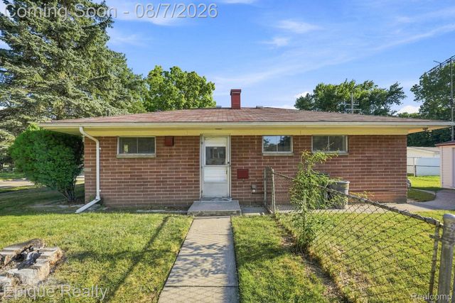 14589 Helen Street, Southgate, MI 48195