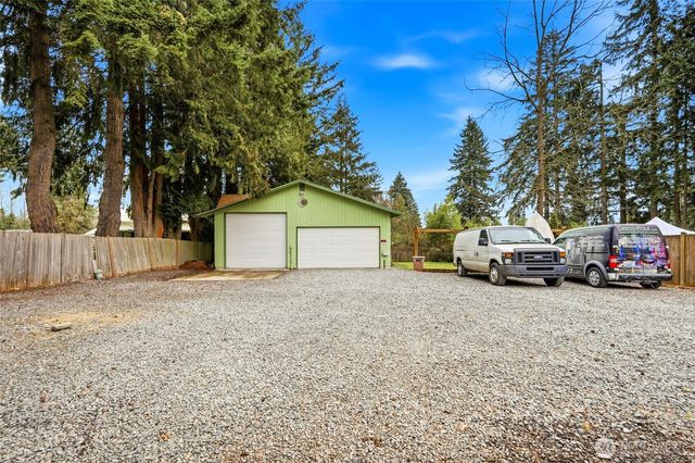7203 Olympic Drive, Everett, WA 98203
